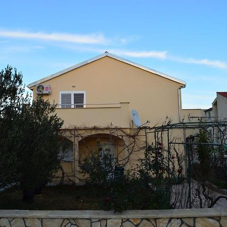 Apartments Vilim Tisno Exterior foto