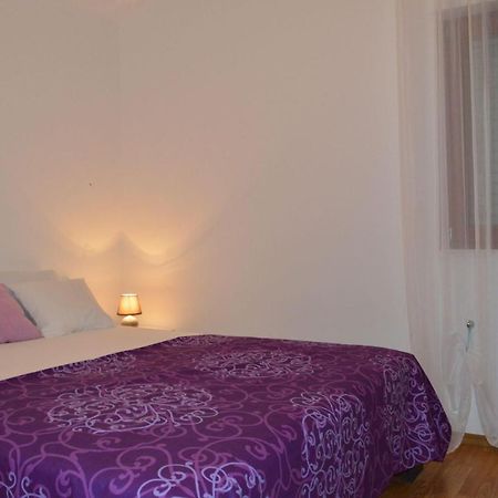 Apartments Vilim Tisno Exterior foto