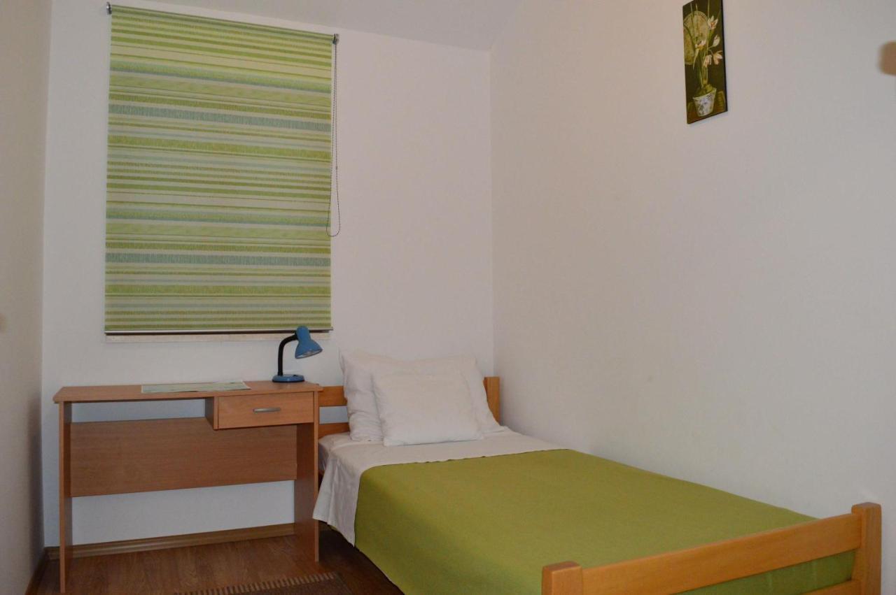 Apartments Vilim Tisno Exterior foto